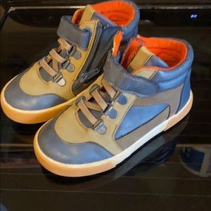 Cat and Jack Zipper high tops